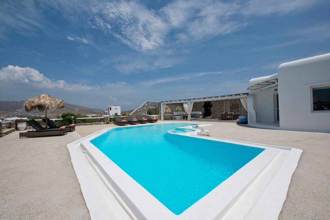 Tatiana Villa & Apartments Klouvas Екстер'єр фото